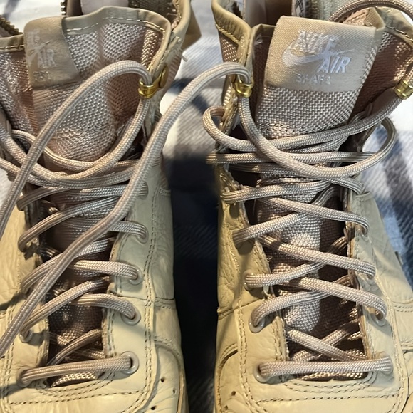 Boys Nike Air SF AF1 Nude/Tan Sneaker size 7 - Picture 7 of 8